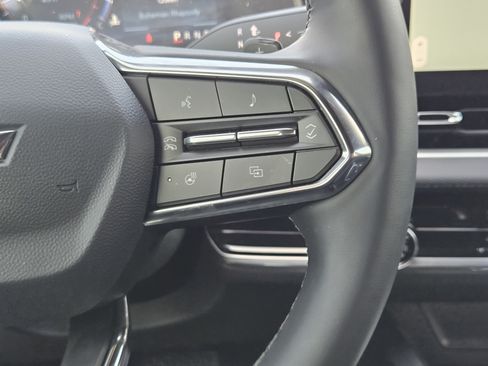 New 2026 Chevrolet Equinox LT FWD image 23