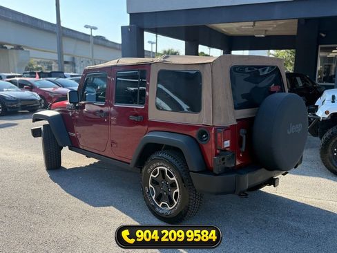 Used 2013 Jeep Wrangler Unlimited Rubicon w/ Connectivity Group AWD/4WD image 4