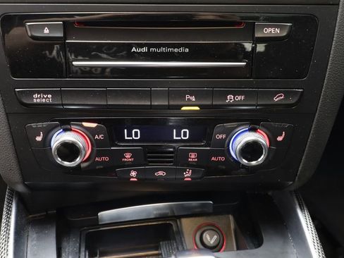 Used 2016 Audi SQ5 Premium Plus image 12