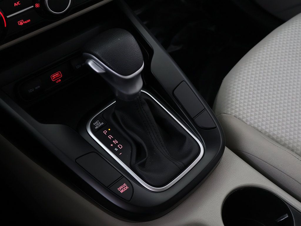 Used 2021 Kia Soul LX FWD image 43