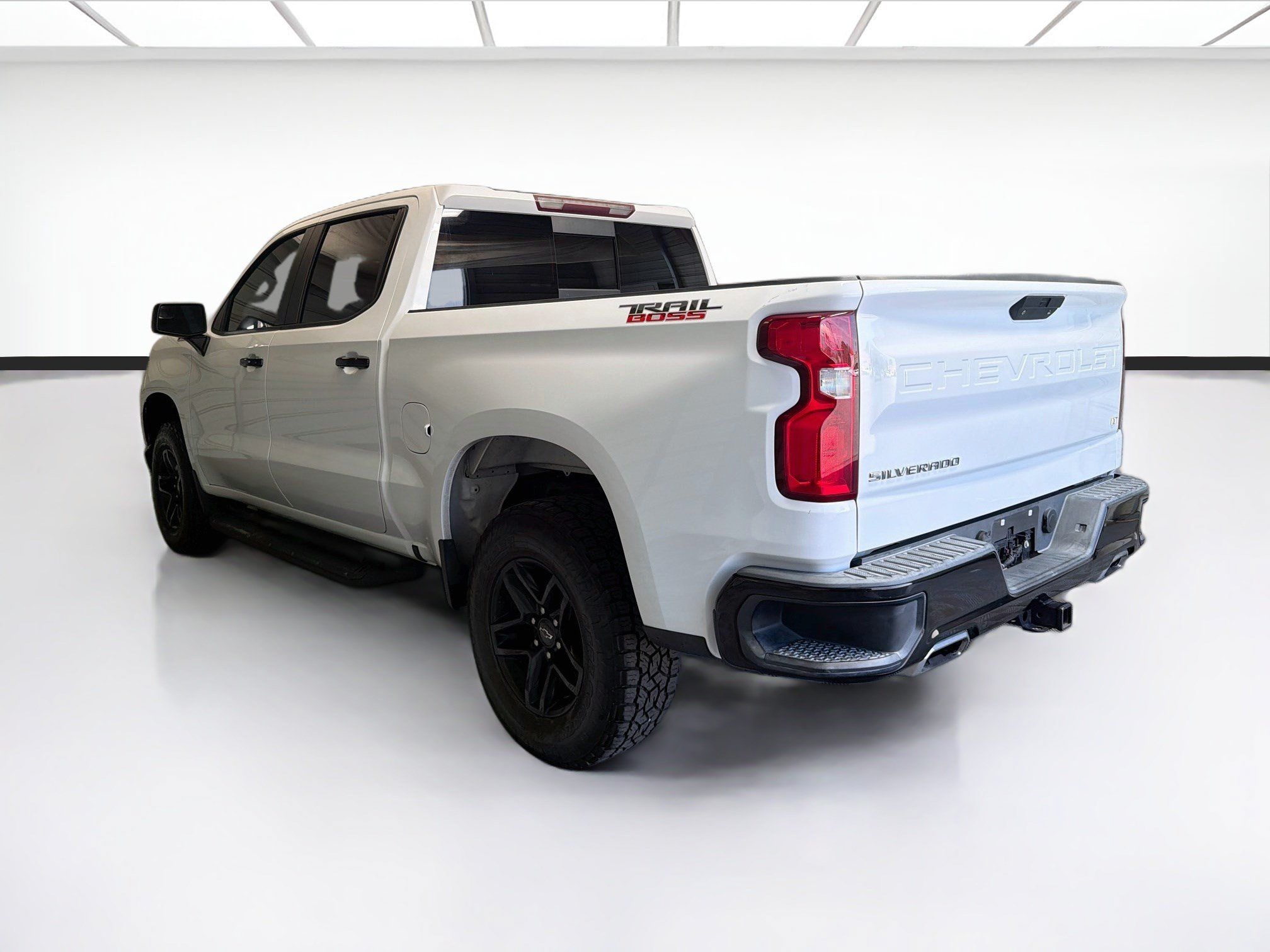 Used 2020 Chevrolet Silverado 1500 LT Trail Boss AWD/4WD image 6
