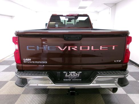 Used 2024 Chevrolet Silverado 2500 LTZ w/ LTZ Convenience Package AWD/4WD image 12