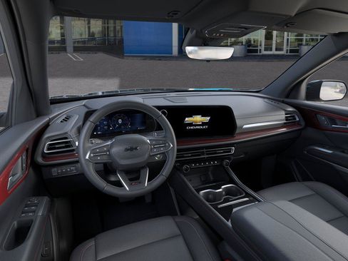New 2026 Chevrolet Traverse Z71 w/ Driver Confidence Package AWD/4WD image 15