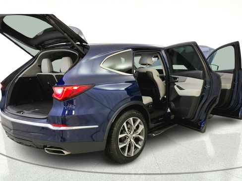 Used 2023 Acura MDX SH-AWD w/ Technology Package image 14