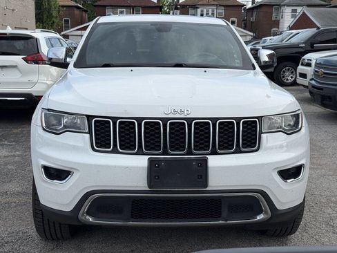 Used 2019 Jeep Grand Cherokee Limited AWD/4WD image 2