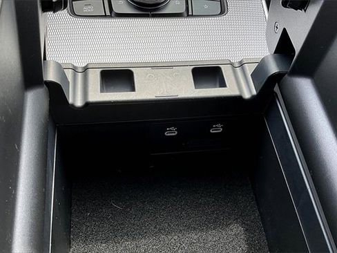 Used 2025 MAZDA CX-90 3.3 Turbo w/ Preferred Package image 16