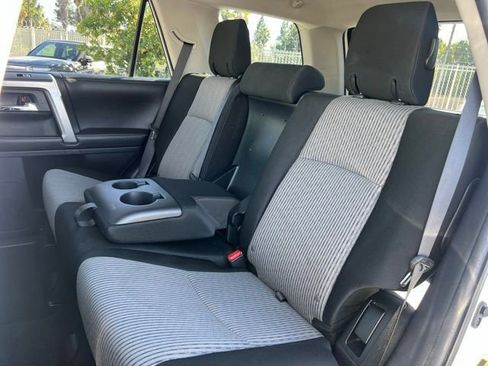 Used 2016 Toyota 4Runner SR5 image 16