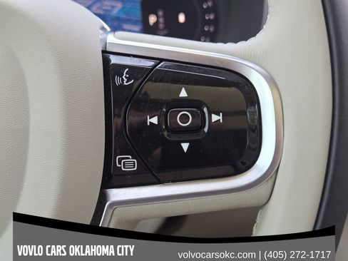Certified 2023 Volvo XC90 B6 Ultimate w/ Protection Package Premier AWD/4WD image 31