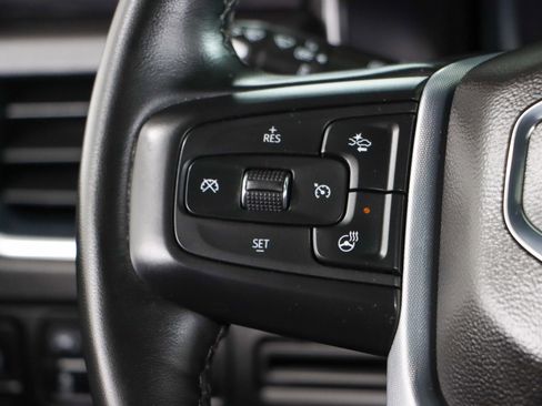 Used 2023 GMC Yukon SLT image 14