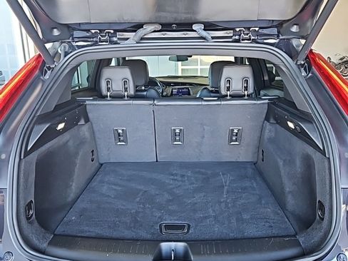 Used 2023 Cadillac XT4 Luxury image 19