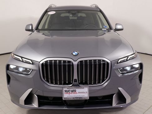 Used 2024 BMW X7 xDrive40i w/ Executive Package image 5