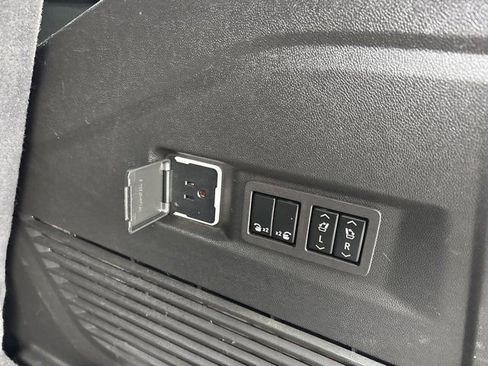 Used 2023 Chevrolet Tahoe RST w/ Sport Performance Package image 8