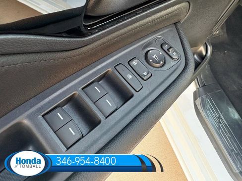 New 2026 Honda Odyssey Touring image 9