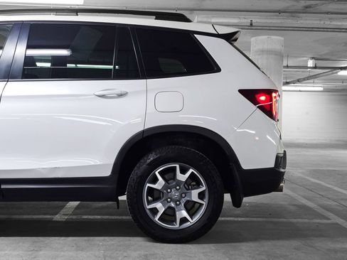 Certified 2023 Honda Passport TrailSport image 17