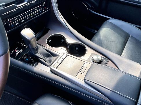 Used 2022 Lexus RX 350 w/ Premium Package image 17