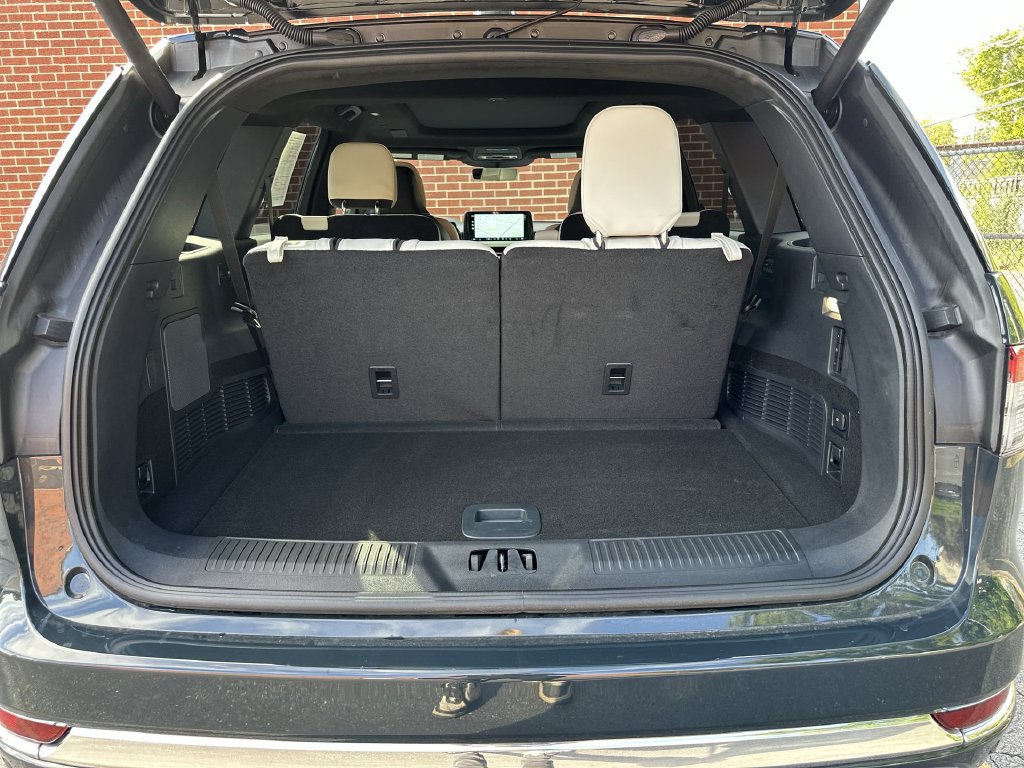 Used 2026 Lincoln Aviator Black Label AWD/4WD image 21