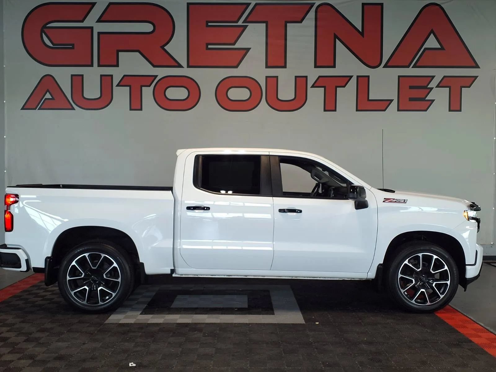 Used 2021 Chevrolet Silverado 1500 RST AWD/4WD image 1