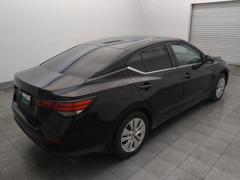 Used 2024 Nissan Sentra S FWD image 9
