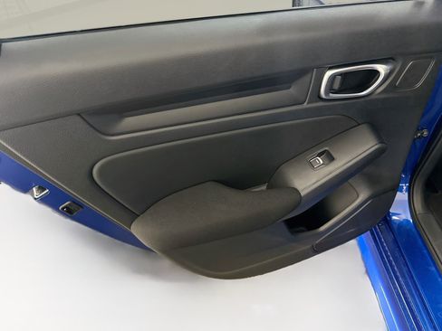Used 2023 Honda Civic Sport image 26