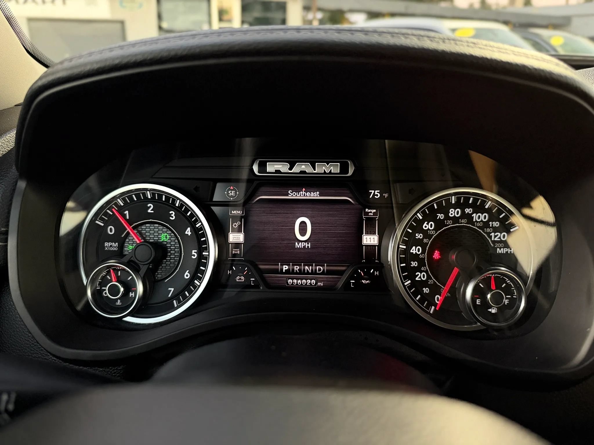 Used 2022 RAM 1500 Laramie AWD/4WD image 30