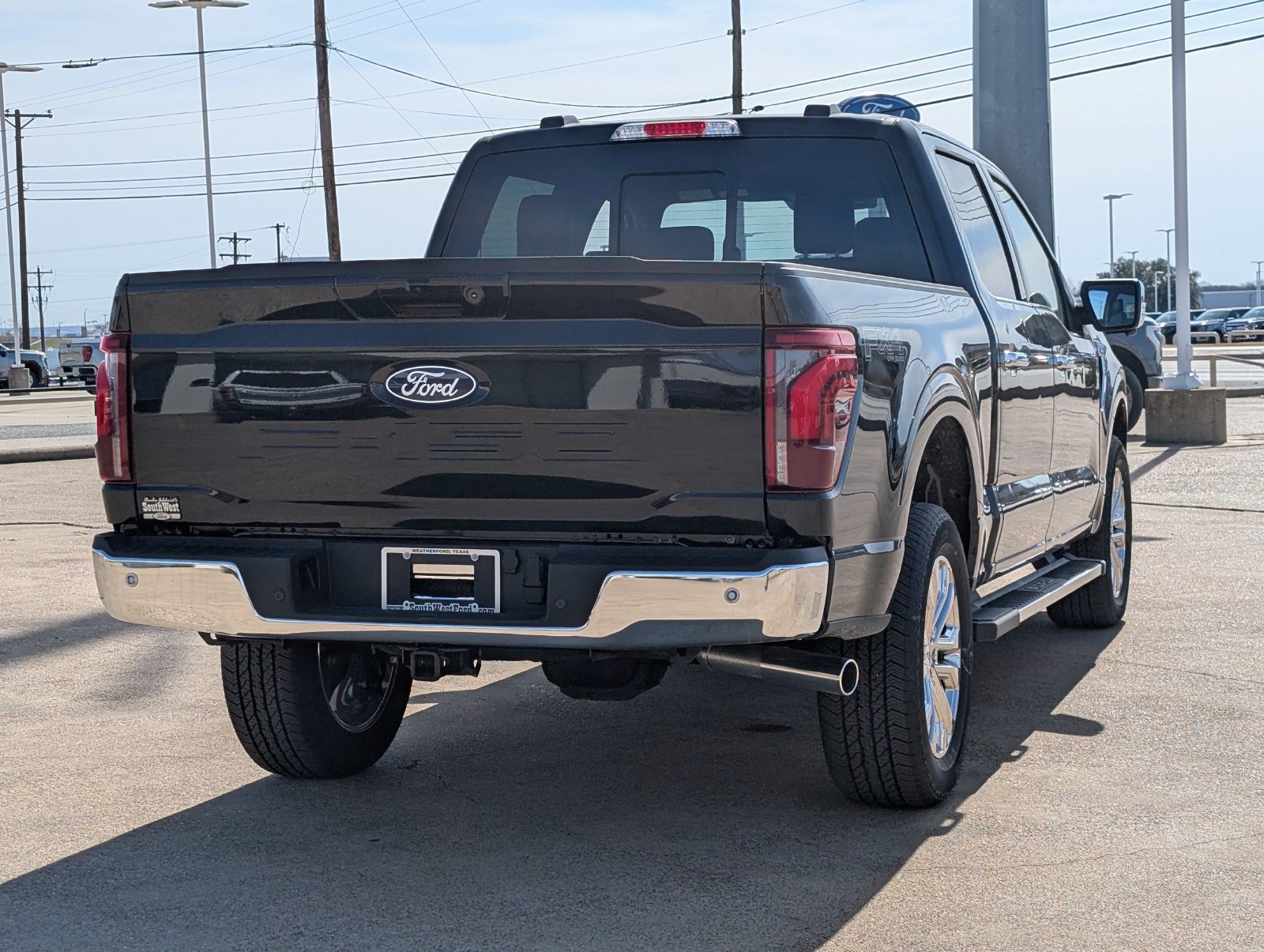 Used 2025 Ford F150 Lariat w/ Equipment Group 502A High AWD/4WD image 3