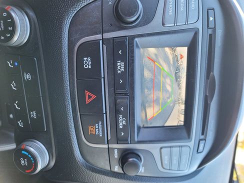 Used 2014 Hyundai Tucson SE image 22