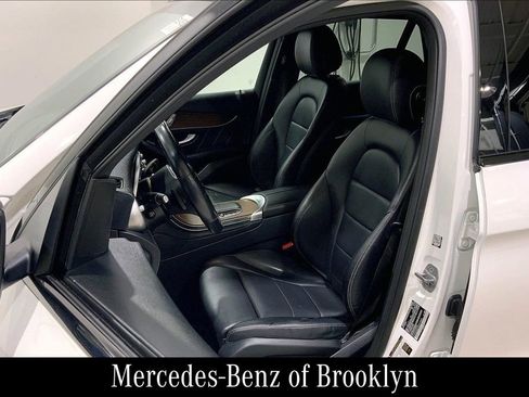 Certified 2021 Mercedes-Benz GLC 300 GLC 300 image 11