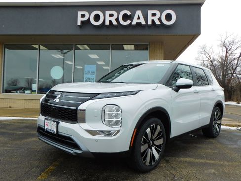 New 2026 Mitsubishi Outlander SE image 1