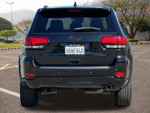 Used 2020 Jeep Grand Cherokee Altitude AWD/4WD image 5