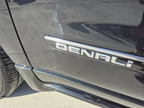 Used 2013 GMC Acadia Denali FWD image 10