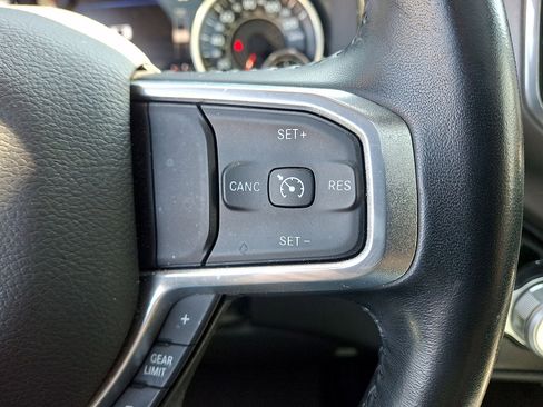 Used 2023 RAM 1500 Laramie AWD/4WD image 18