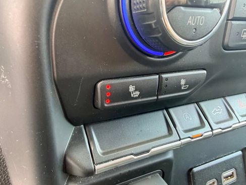 Used 2020 Chevrolet Silverado 1500 LT w/ Fleet Comfort Package AWD/4WD image 26