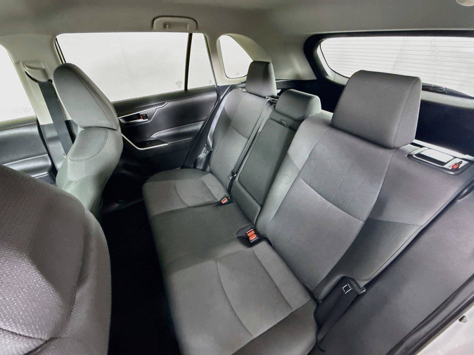 Used 2025 Toyota RAV4 XLE AWD/4WD image 11