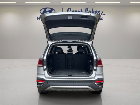 Used 2022 Volkswagen Taos SE image 11