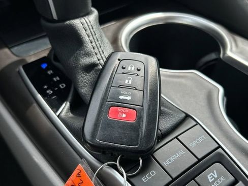 Used 2023 Toyota Camry XLE w/ Navigation Package image 49
