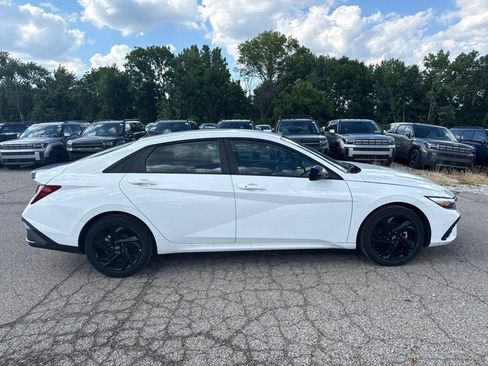 Certified 2026 Hyundai Elantra Sport FWD image 6