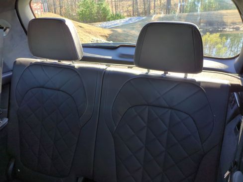 Certified 2023 BMW X7 xDrive40i w/ Executive Package image 32