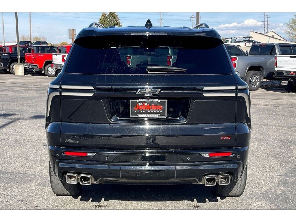 Used 2024 Chevrolet Traverse RS AWD/4WD image 4