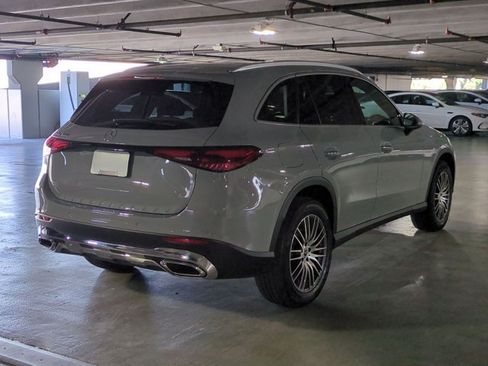 Used 2026 Mercedes-Benz GLC 300 image 5