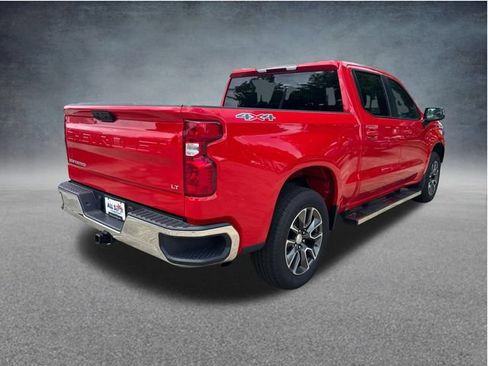 Used 2023 Chevrolet Silverado 1500 LT AWD/4WD image 9