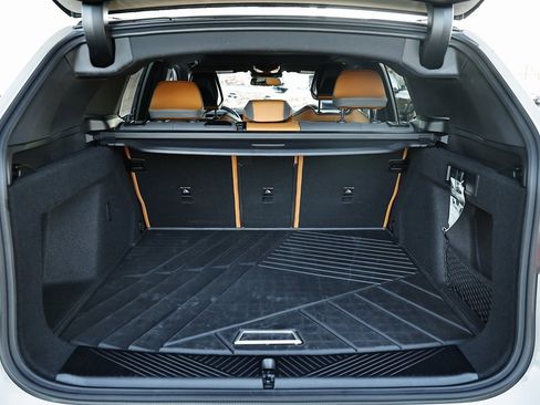 Certified 2025 BMW X3 xDrive30i w/ M Sport Package image 28