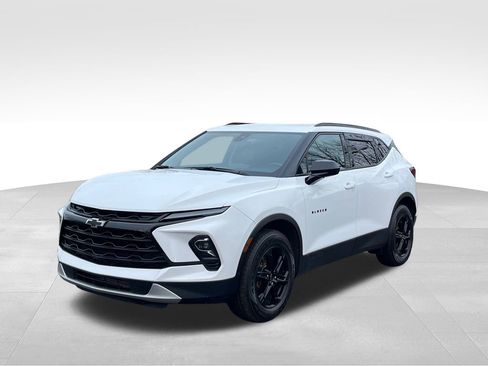 Certified 2023 Chevrolet Blazer LT w/ Midnight/Sport Edition image 6