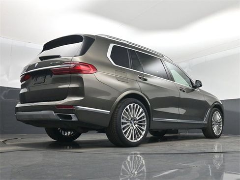 Used 2021 BMW X7 xDrive40i w/ Premium Package image 61