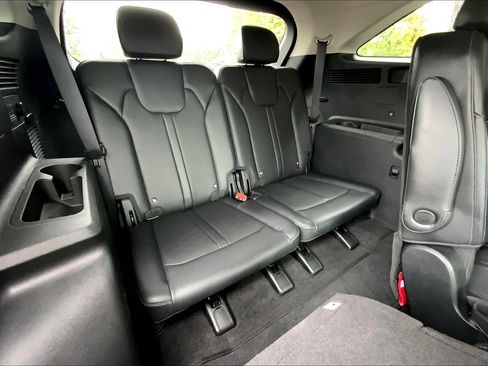 Used 2024 Kia Sorento SX image 30