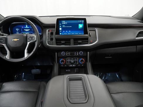 Used 2022 Chevrolet Tahoe LT w/ Luxury Package AWD/4WD image 7