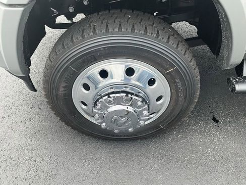 New 2026 RAM 5500 4x4 Crew Cab image 9
