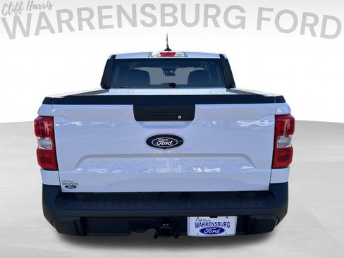New 2025 Ford Maverick XLT image 6
