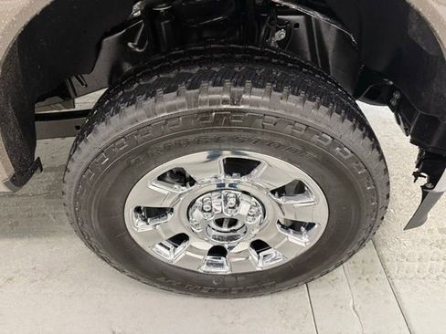 New 2026 Ford F250 Lariat w/ Lariat Premium Package image 5