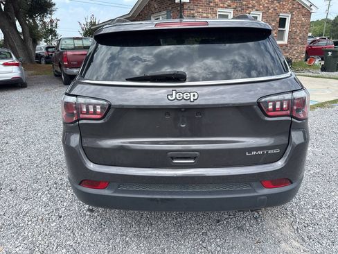Used 2020 Jeep Compass Limited FWD image 4