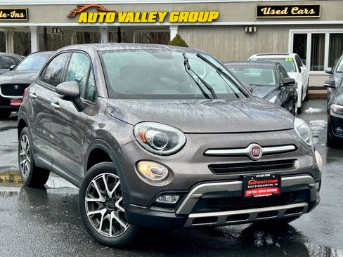 Used 2016 FIAT 500X Trekking Plus image 1